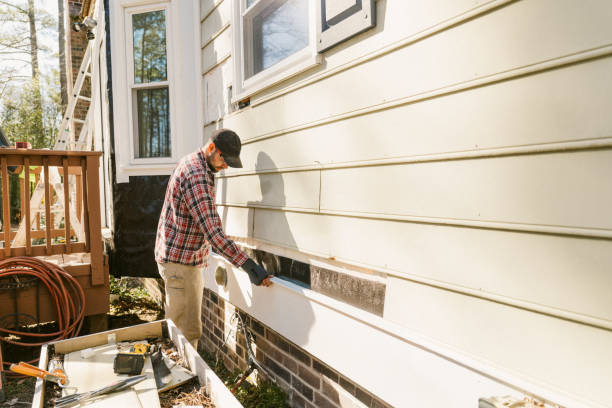 Trusted Emergency Siding Repair service in Greenville, SC - Creative Siding